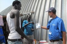 南苏丹签订停火协议后，粮食署抓住机遇提供粮援